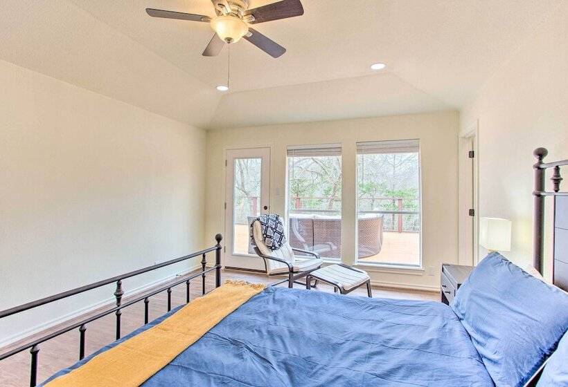 Lake Texoma Retreat W/ Deck < 1 Mi To Marina!
