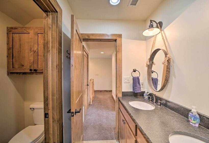 Lakefront Cedar Vale Lodge W/ Private Boat Dock!