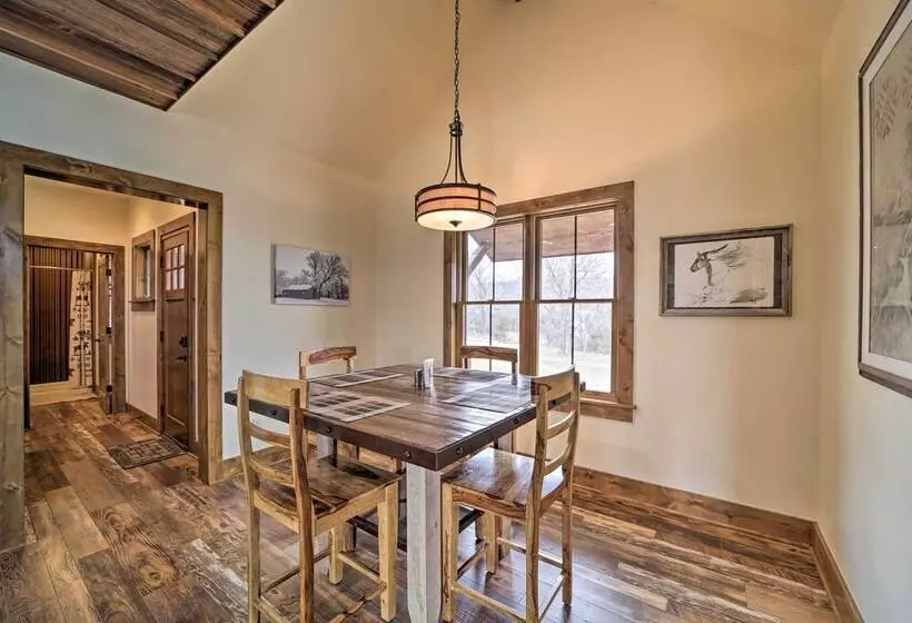 Lakefront Cedar Vale Lodge W/ Private Boat Dock!