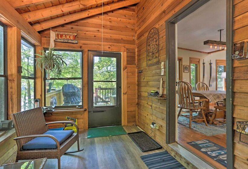 Lakefront Home W/ Game Room, Decks, Dock & Kayaks!