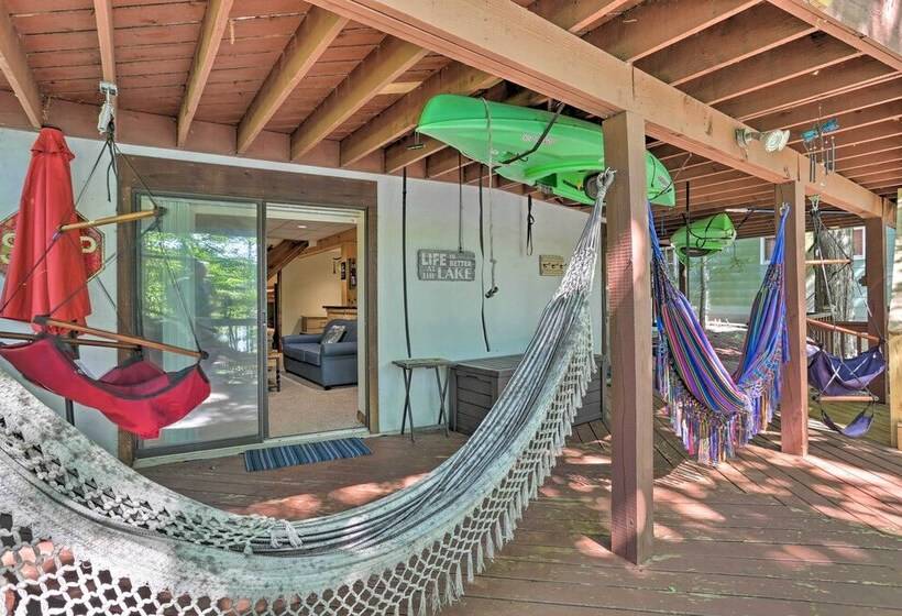 Lakefront Home W/ Game Room, Decks, Dock & Kayaks!