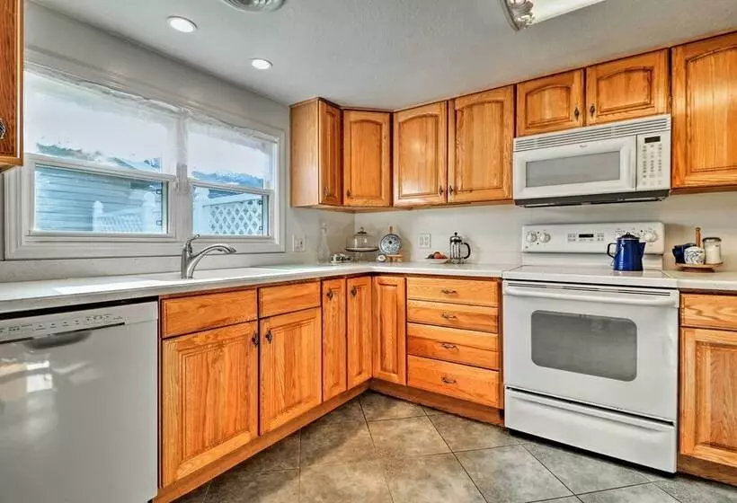 Ottawa Lake Home W/ Bbq & Patio, 15 Mi To Toledo