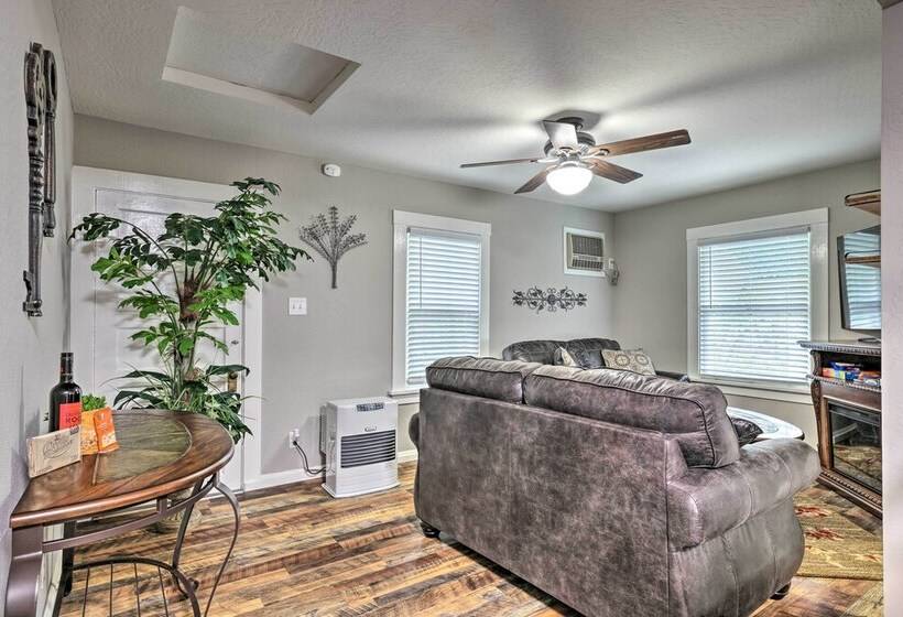 Peaceful Sonora Home W/ Grill: Walk To Downtown!