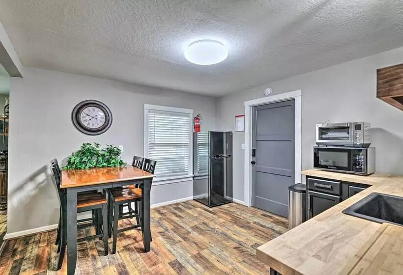 Peaceful Sonora Home W/ Grill: Walk To Downtown!