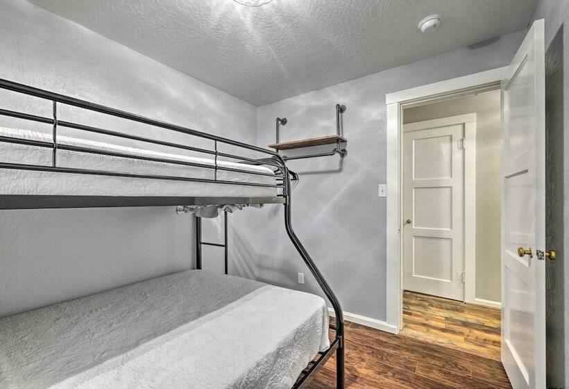 Peaceful Sonora Home W/ Grill: Walk To Downtown!