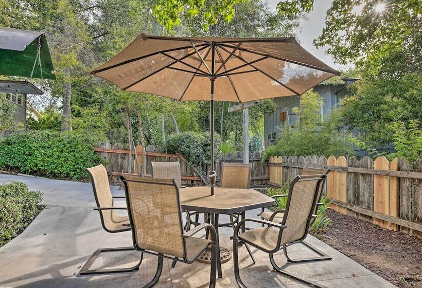 Peaceful Sonora Home W/ Grill: Walk To Downtown!