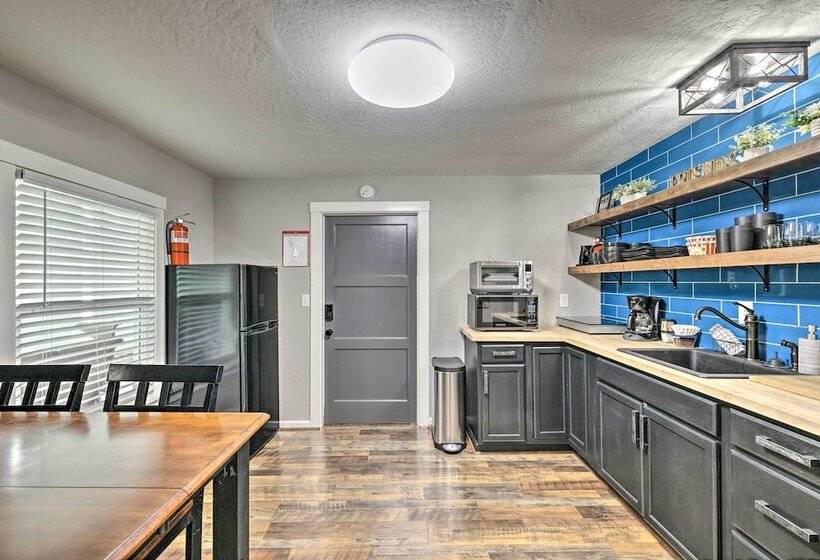 Peaceful Sonora Home W/ Grill: Walk To Downtown!