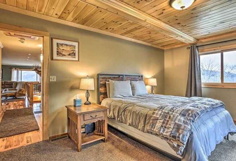 Peaceful Hancock Home W/ Patio, Deck & Grill!