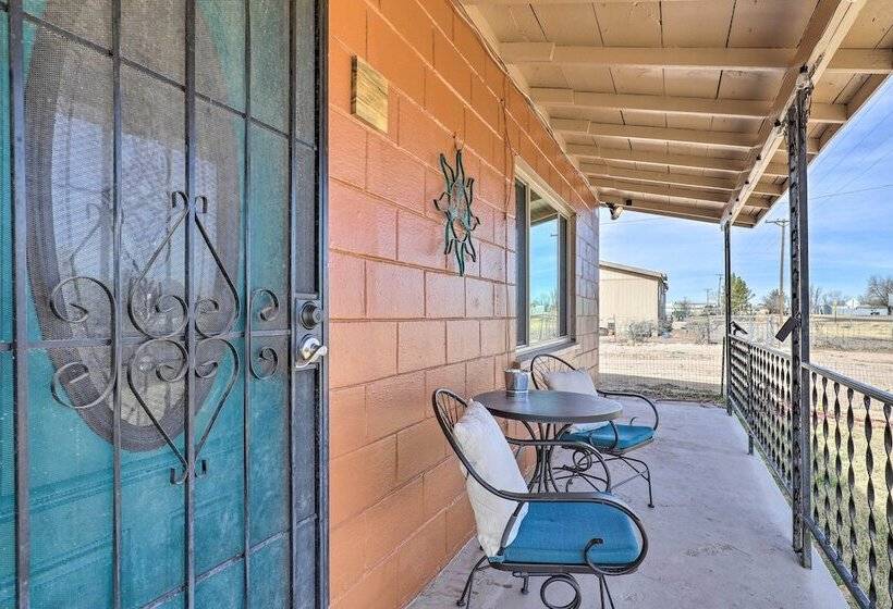 Pet Friendly Abode W/ Yard, Near Outdoor Hotspots!