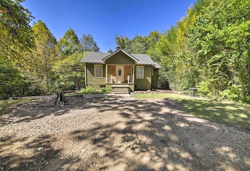 Pet Friendly Cottage W/ Fire Pit   3 Mi To Siu!