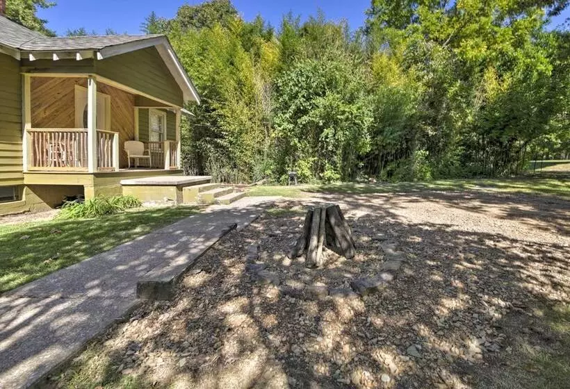 Pet Friendly Cottage W/ Fire Pit   3 Mi To Siu!