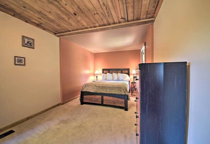 Pet Friendly Cottage W/ Fire Pit   3 Mi To Siu!