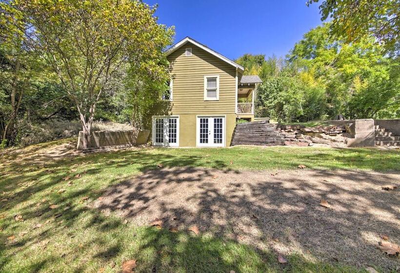 Pet Friendly Cottage W/ Fire Pit   3 Mi To Siu!