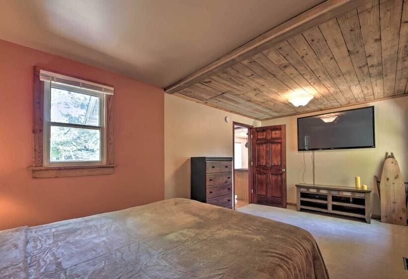 Pet Friendly Cottage W/ Fire Pit   3 Mi To Siu!