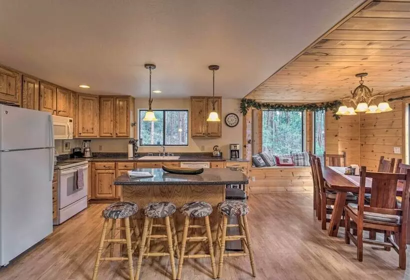 Fish, Hike & Explore: Prescott Cabin W/ Grill!