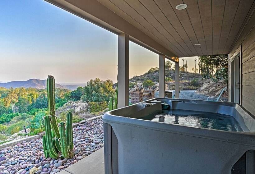 Hot Tub + Balcony: Rainbow Retreat Near Wineries!