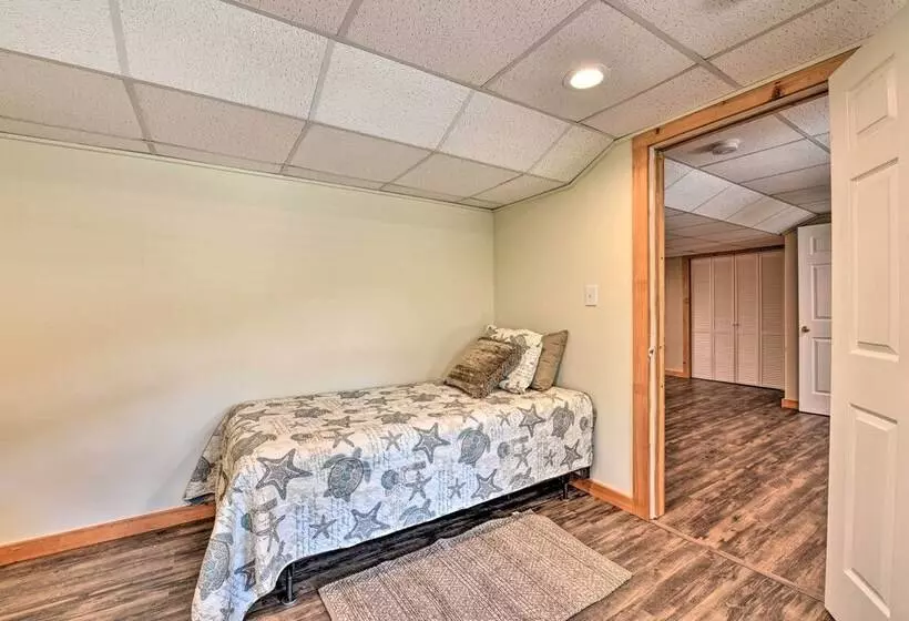 Renovated Home W/ Private Dock On Watauga Lake