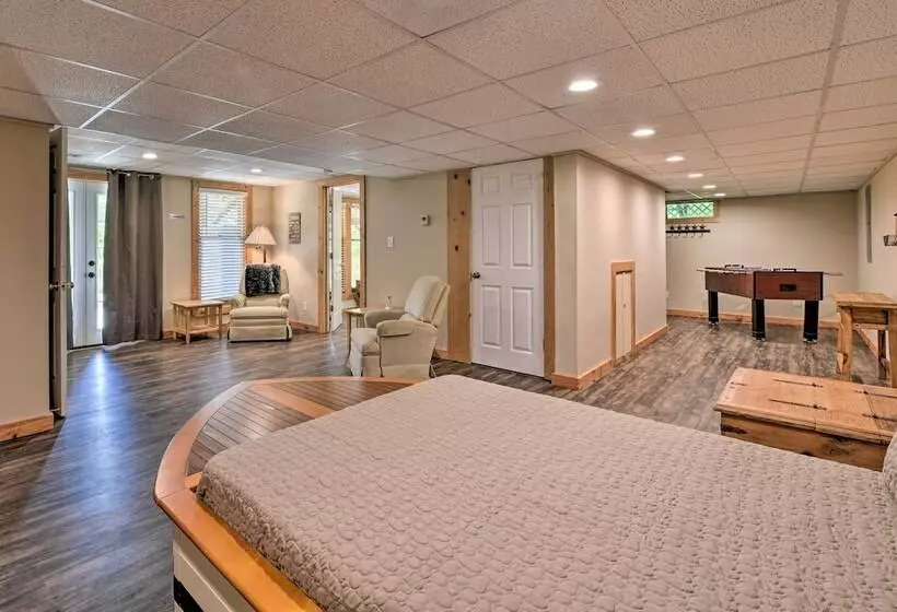 Renovated Home W/ Private Dock On Watauga Lake