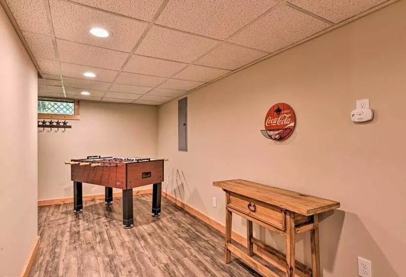 Renovated Home W/ Private Dock On Watauga Lake