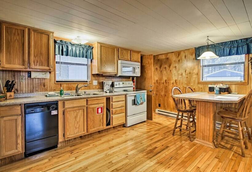 Rustic Stockton Lake Cabin Half Mile To Boat Ramp!