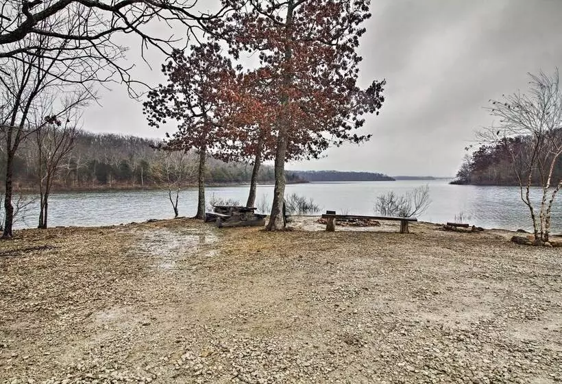Rustic Stockton Lake Cabin Half Mile To Boat Ramp!