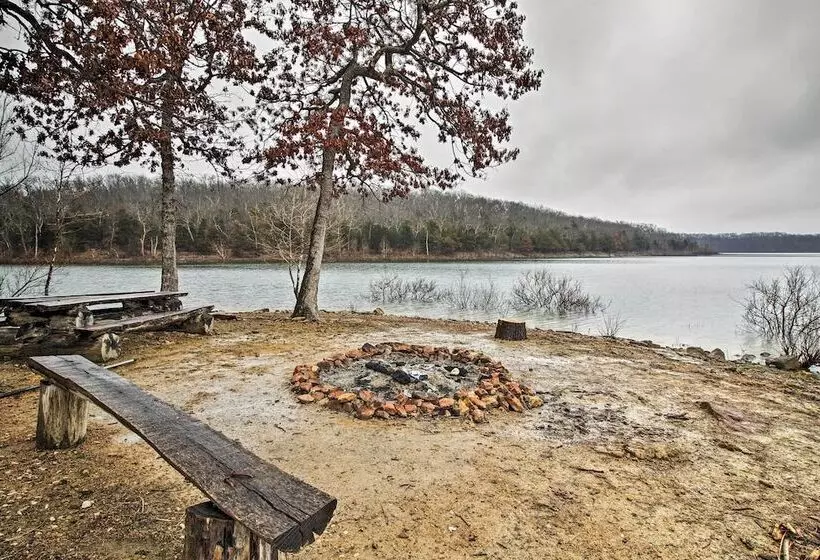 Rustic Stockton Lake Cabin Half Mile To Boat Ramp!
