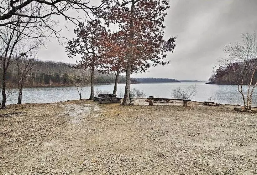 Rustic Stockton Lake Cabin Half Mile To Boat Ramp!