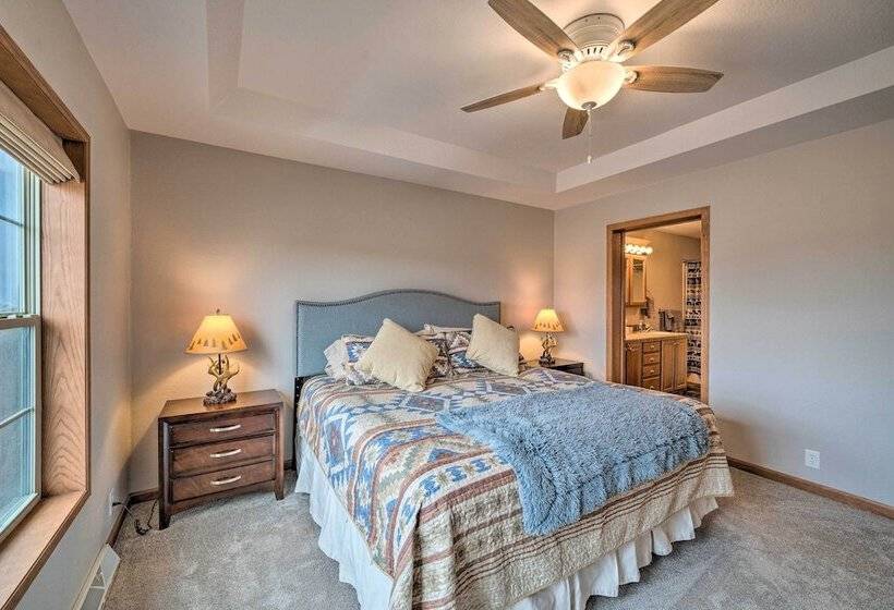 Serene Yellowstone Country Retreat W/ Deck & Views