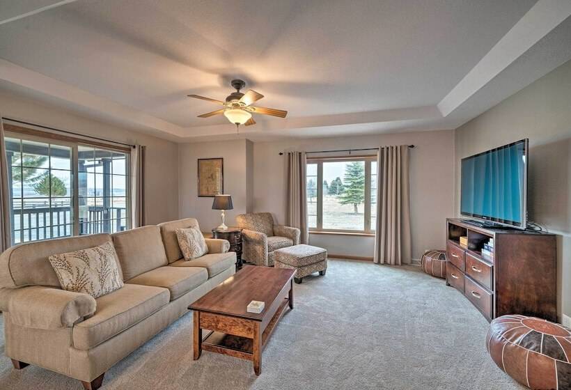 Serene Yellowstone Country Retreat W/ Deck & Views