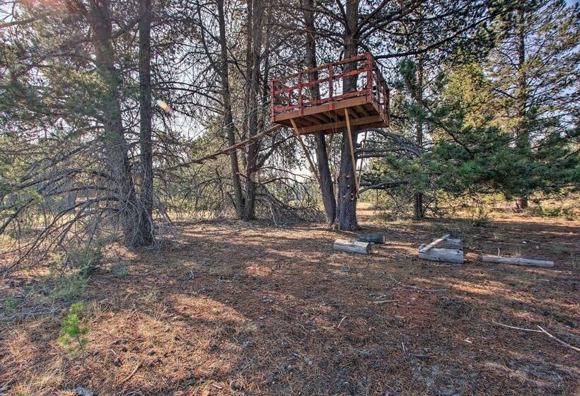 Snow Pine Retreat   Remote Crescent Log Cabin!