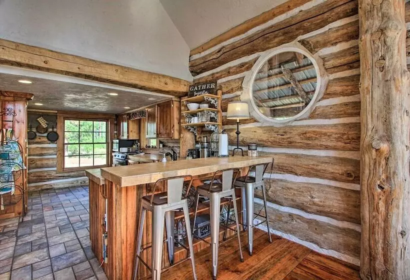 Snow Pine Retreat   Remote Crescent Log Cabin!