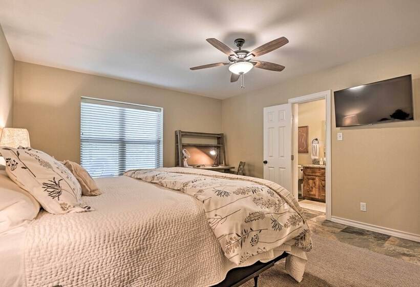 Spacious Christoval Home With Riverfront Oasis!