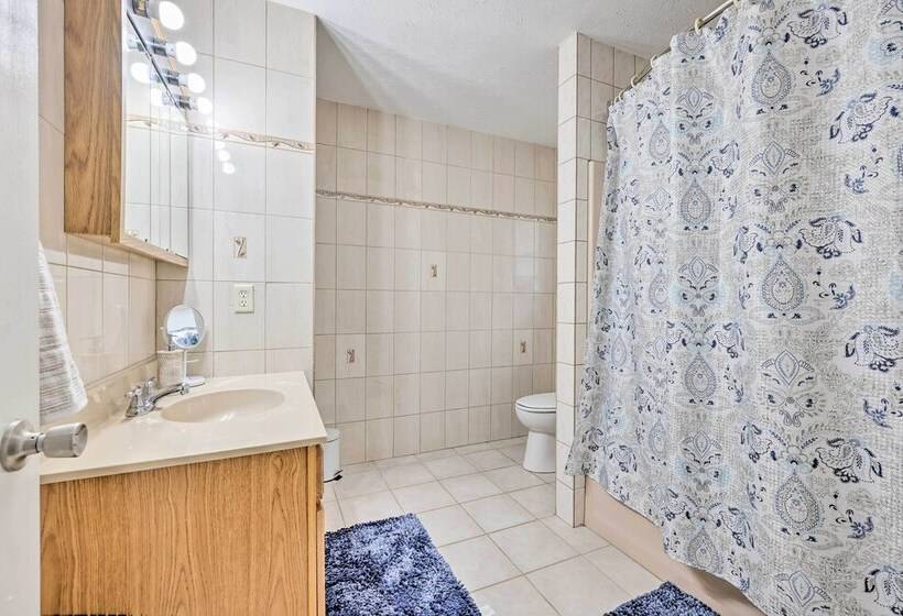 Spacious Poconos Lakefront Home W/ Dock & Grill!