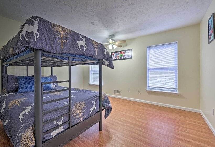 Spacious Poconos Lakefront Home W/ Dock & Grill!