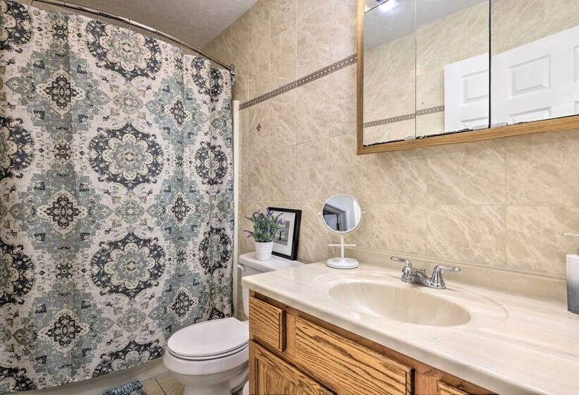 Spacious Poconos Lakefront Home W/ Dock & Grill!