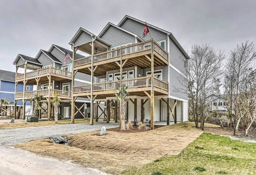 Surf City Home W/ Outdoor Shower: Walk To Beach!