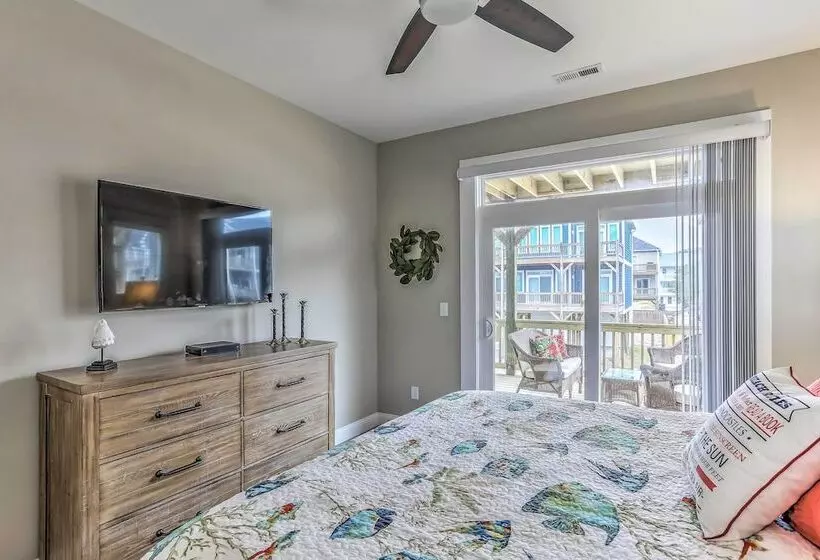 Surf City Home W/ Outdoor Shower: Walk To Beach!