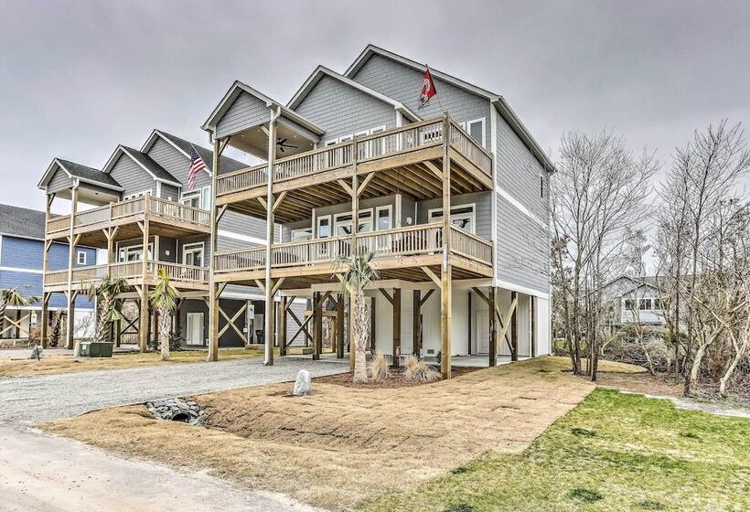 Surf City Home W/ Outdoor Shower: Walk To Beach!