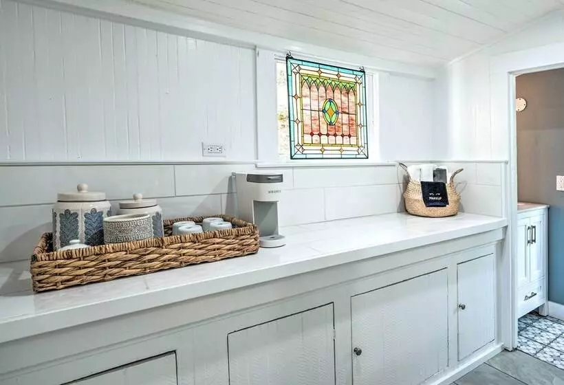 Walk To Main St: Historic Cottage In Sutter Creek