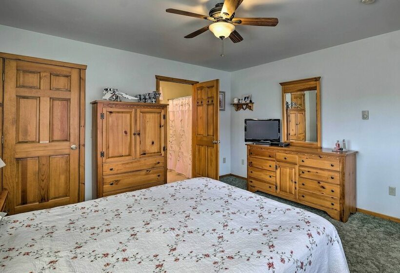 Waterfront Home On Lake George W/ Boat Dock!