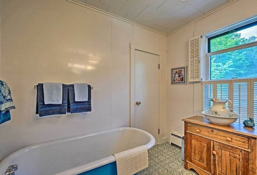 Waterfront Schroon Lake Home W/ Boat Dock!