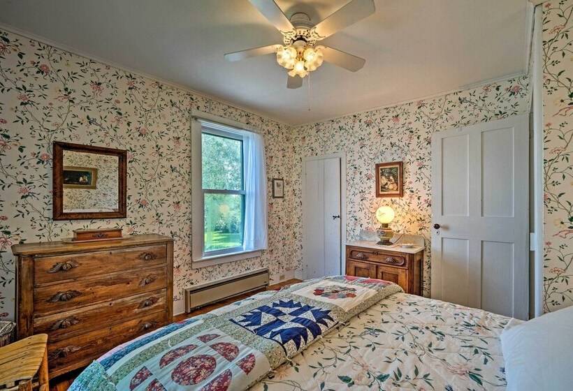 Waterfront Schroon Lake Home W/ Boat Dock!