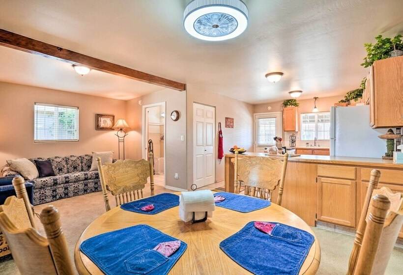 Western Style Phoenix Home: 15 Mi To Lake Pleasant