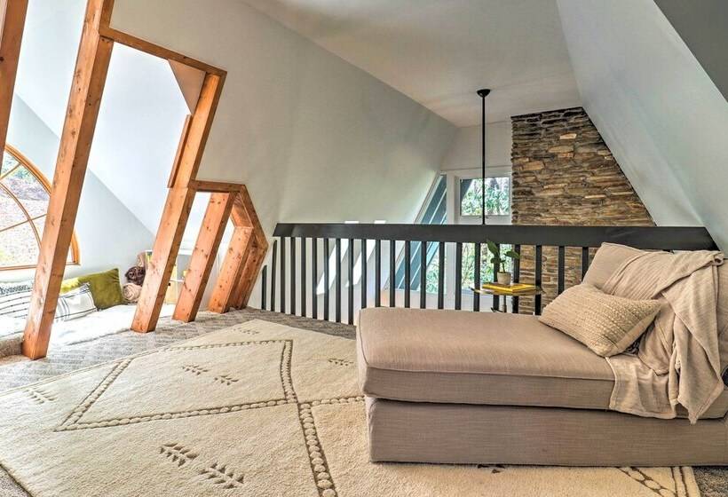 Amazing A Frame W/ Private Hiking + Amenities