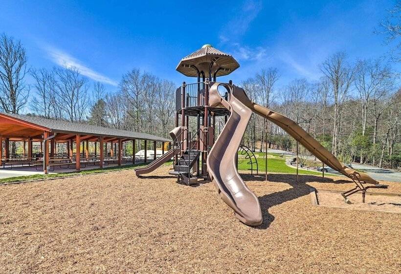 Amazing A Frame W/ Private Hiking + Amenities