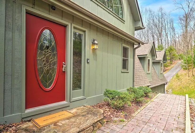 Amazing A Frame W/ Private Hiking + Amenities