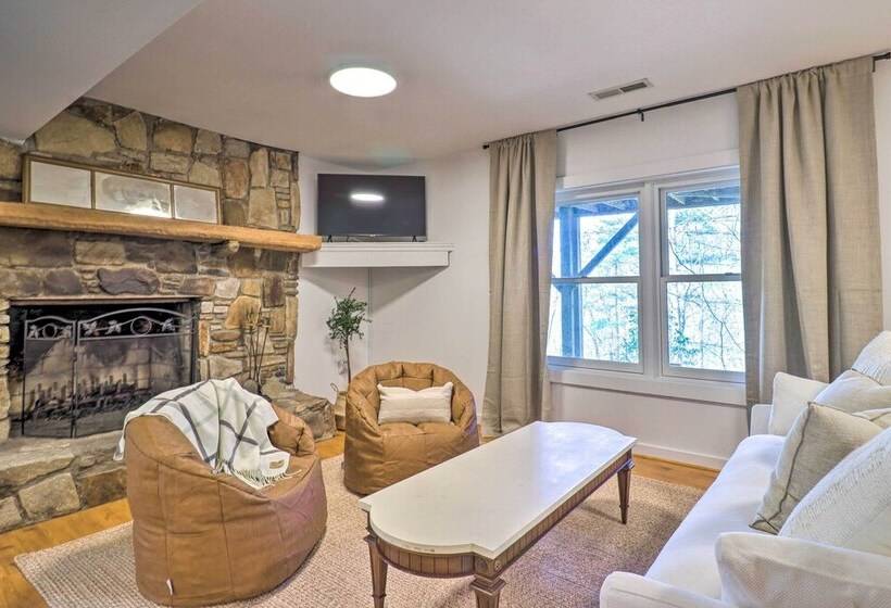 Amazing A Frame W/ Private Hiking + Amenities