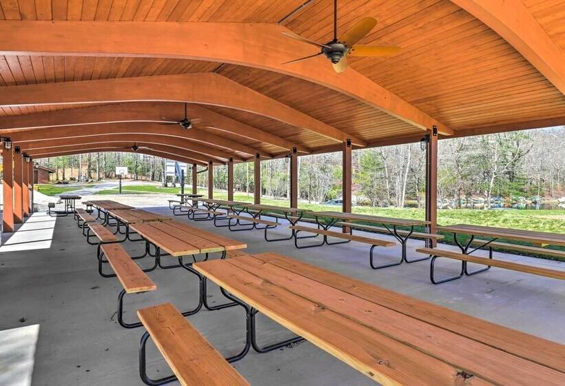 Amazing A Frame W/ Private Hiking + Amenities