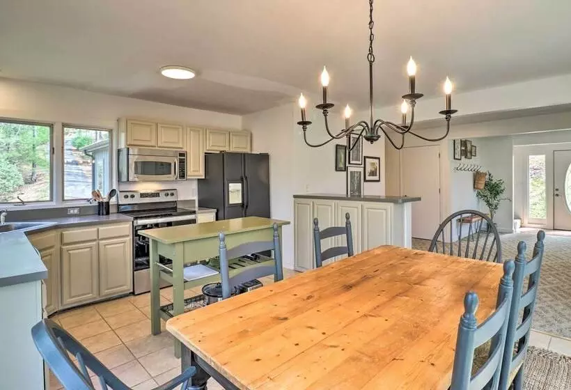 Amazing A Frame W/ Private Hiking + Amenities