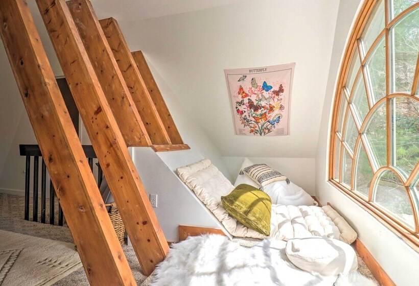 Amazing A Frame W/ Private Hiking + Amenities